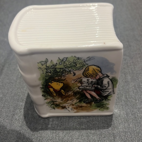 Royal Doulton Disney Winnie the Pooh Piggy Bank - Picture 5 of 8